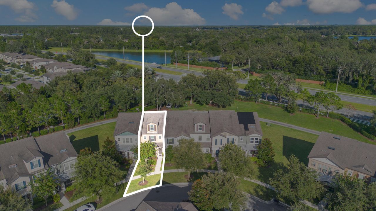 В аренду: $2,300 (3 спален, 2 ванн, 1464 Квадратных фут)