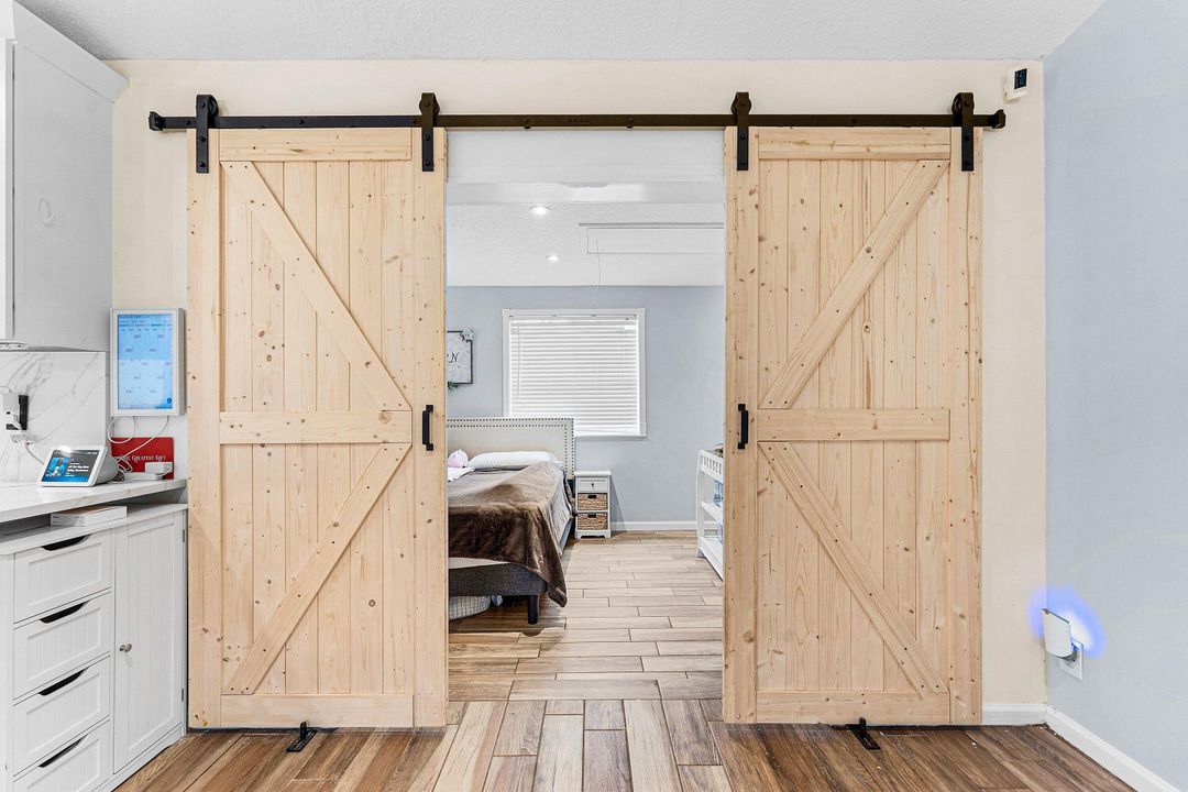 En Venta: $524,999 (3 camas, 1 baños, 1374 Pies cuadrados)