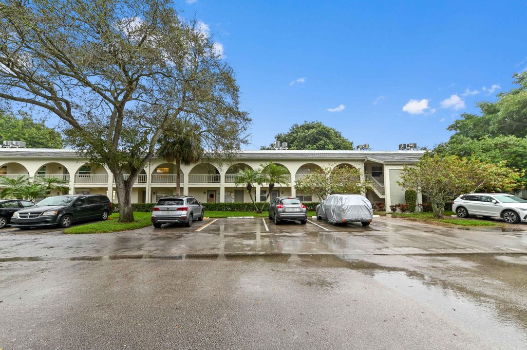 En Venta: $174,900 (2 camas, 2 baños, 1119 Pies cuadrados)