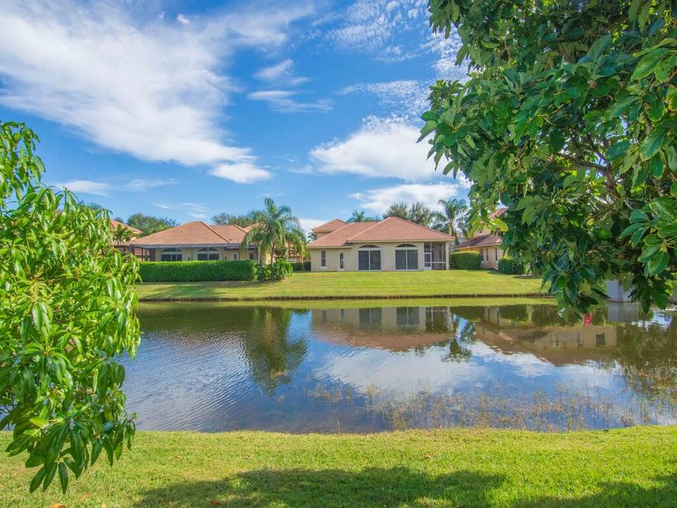 For Sale: $499,900 (3 beds, 3 baths, 2447 Square Feet)