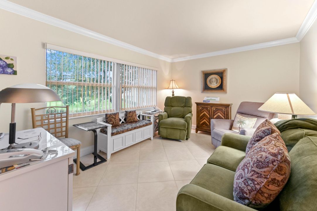 En Venta: $174,900 (2 camas, 2 baños, 1119 Pies cuadrados)