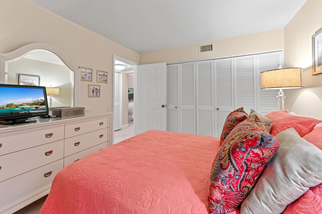 En Venta: $174,900 (2 camas, 2 baños, 1119 Pies cuadrados)