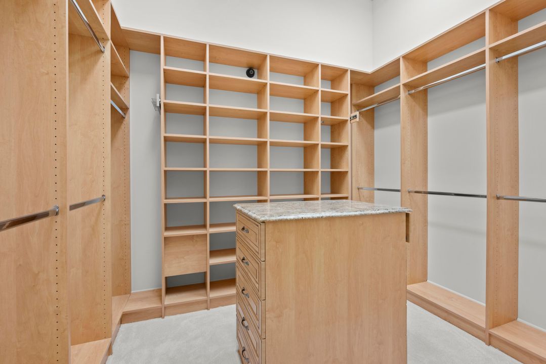 待售: $4,400,000 (4 贝兹, 5 浴室, 5774 平方英尺)