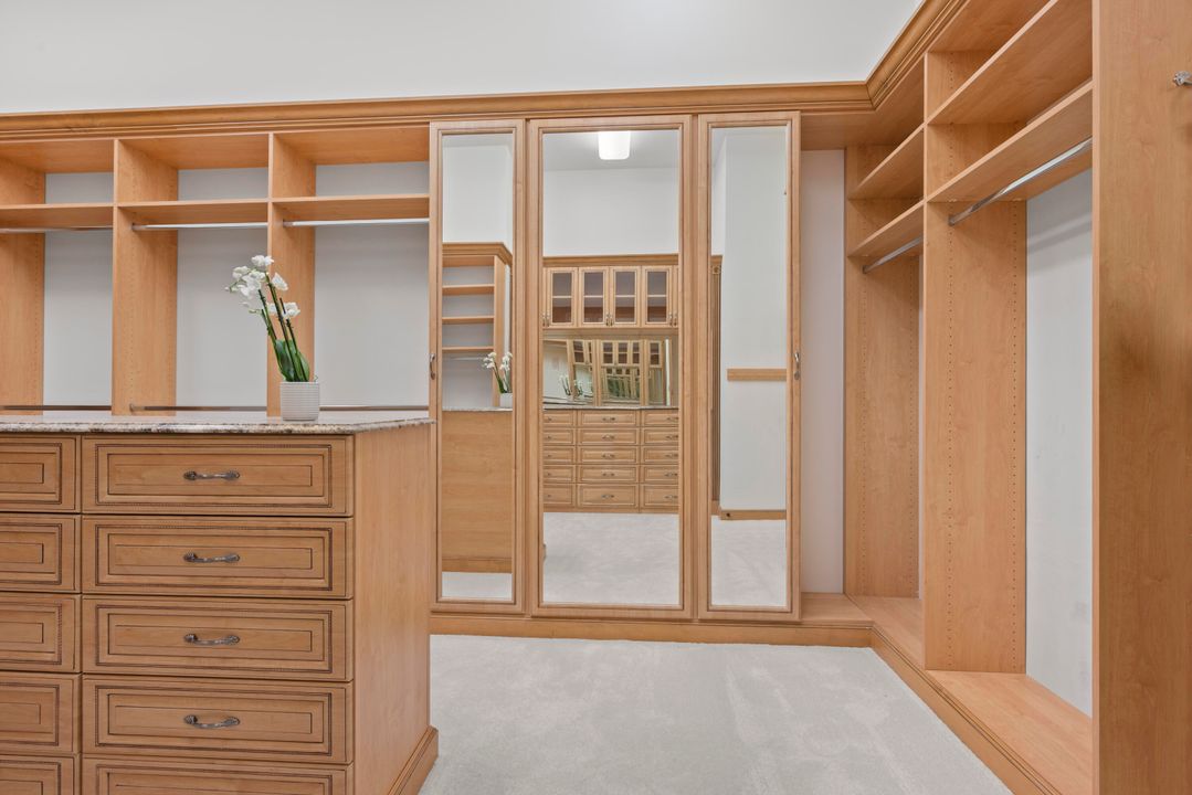 待售: $4,400,000 (4 贝兹, 5 浴室, 5774 平方英尺)