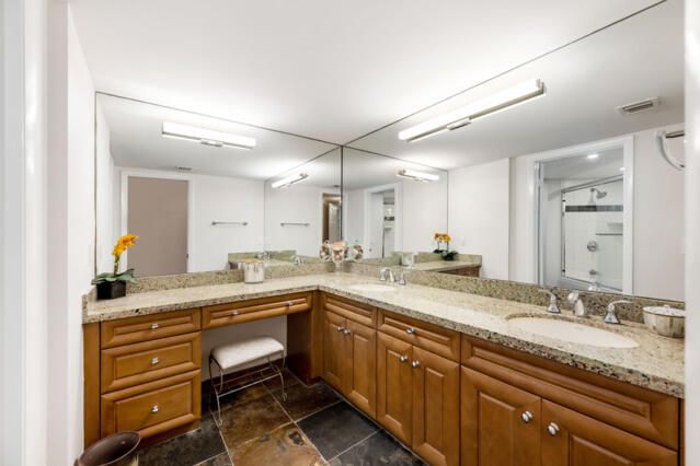 For Sale: $599,000 (2 beds, 2 baths, 1687 Square Feet)