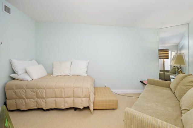 For Sale: $599,000 (2 beds, 2 baths, 1687 Square Feet)