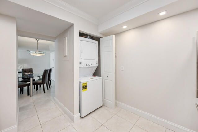 For Sale: $599,000 (2 beds, 2 baths, 1687 Square Feet)