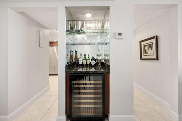 For Sale: $599,000 (2 beds, 2 baths, 1687 Square Feet)