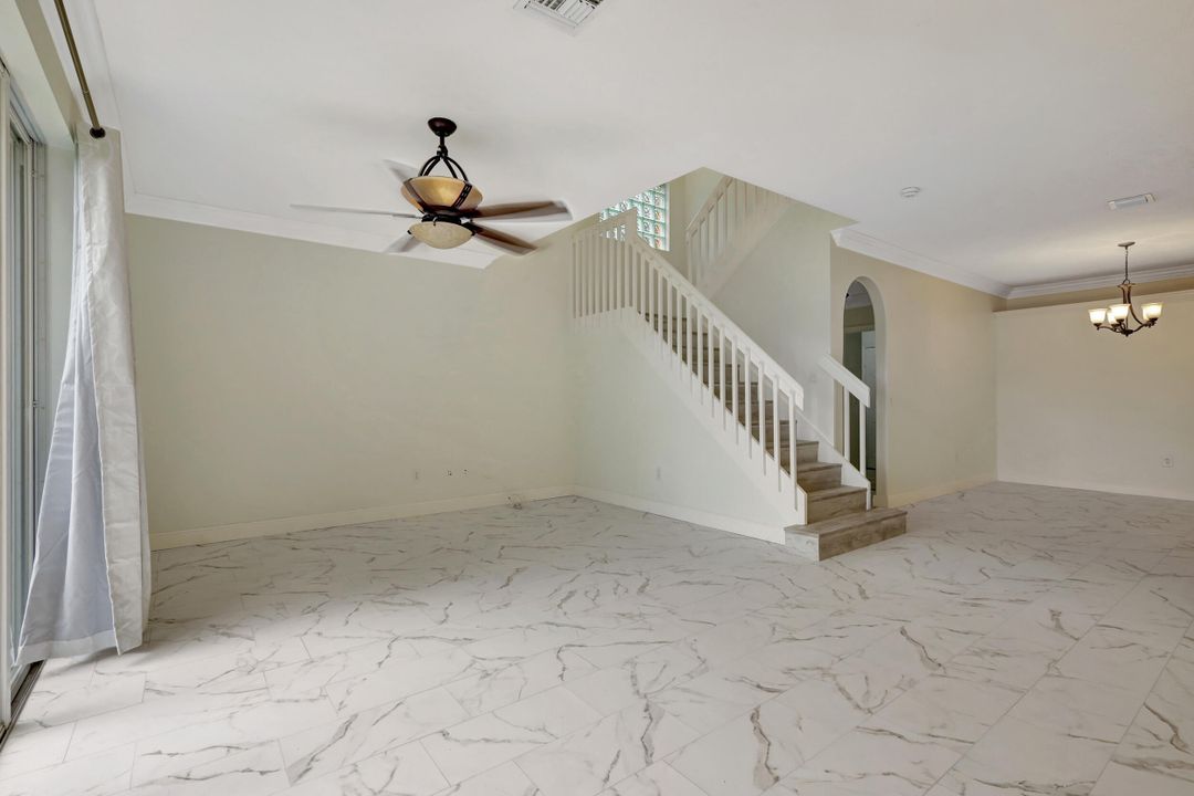 На продажу: $628,600 (5 спален, 2 ванн, 2888 Квадратных фут)