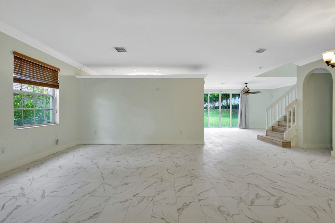 На продажу: $628,600 (5 спален, 2 ванн, 2888 Квадратных фут)