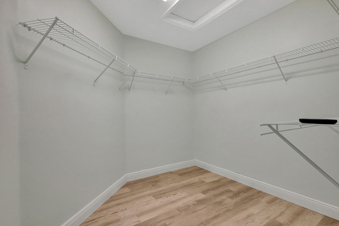 На продажу: $628,600 (5 спален, 2 ванн, 2888 Квадратных фут)