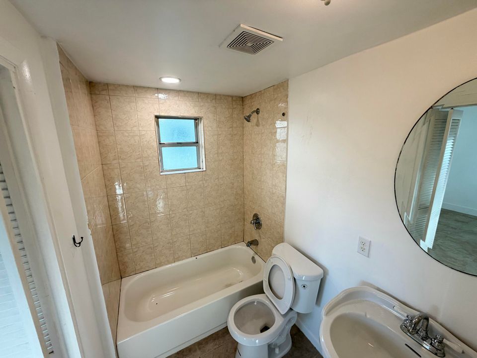 For Sale: $217,640 (2 beds, 2 baths, 1020 Square Feet)