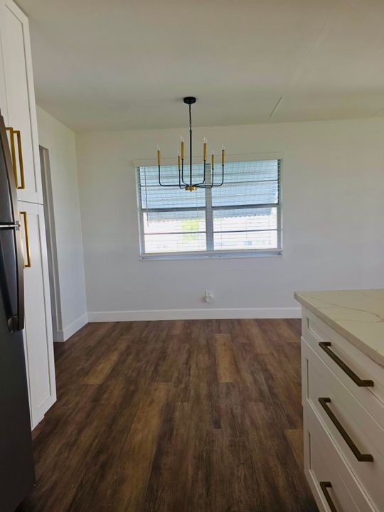 На продажу: $179,000 (1 спален, 1 ванн, 646 Квадратных фут)