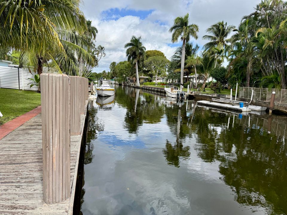 В аренду: $6,000 (4 спален, 3 ванн, 1513 Квадратных фут)