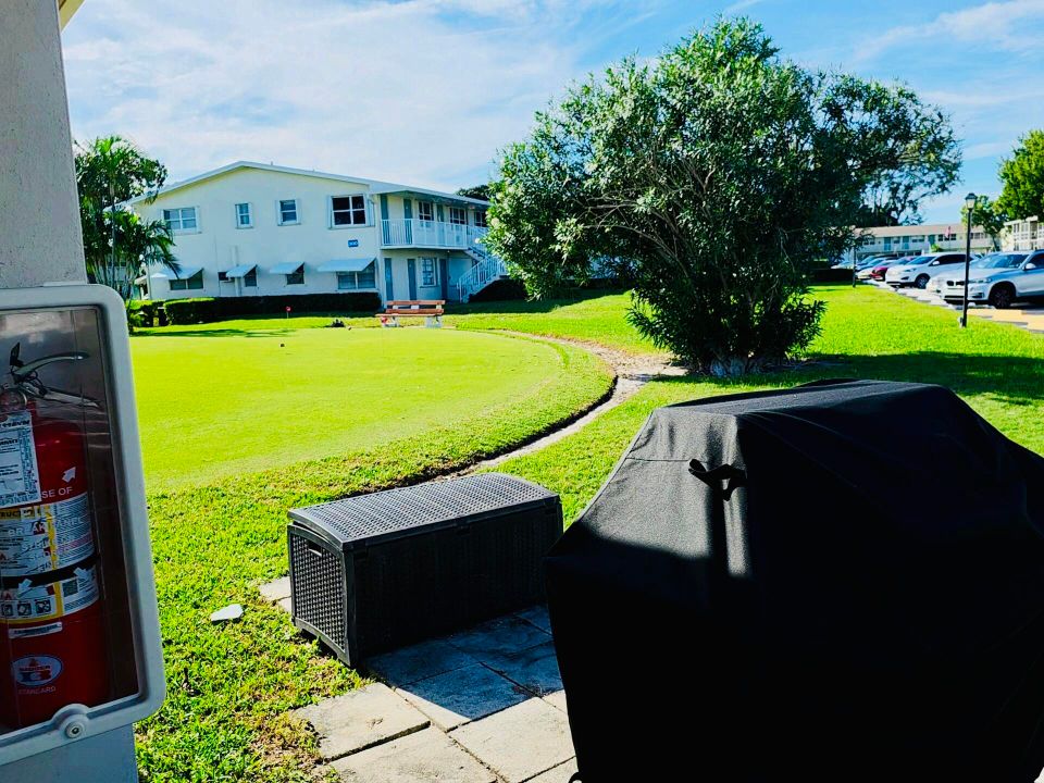 На продажу: $179,000 (1 спален, 1 ванн, 646 Квадратных фут)