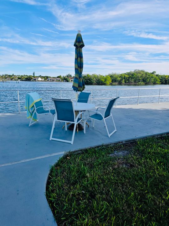 На продажу: $179,000 (1 спален, 1 ванн, 646 Квадратных фут)