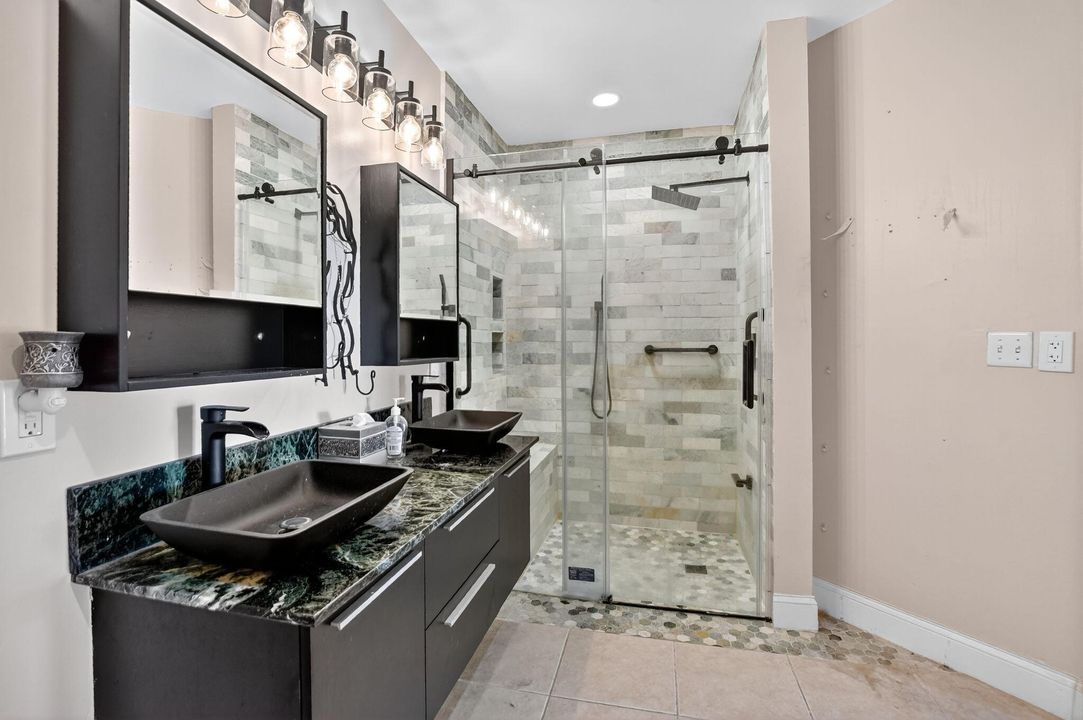 На продажу: $875,000 (3 спален, 2 ванн, 2300 Квадратных фут)