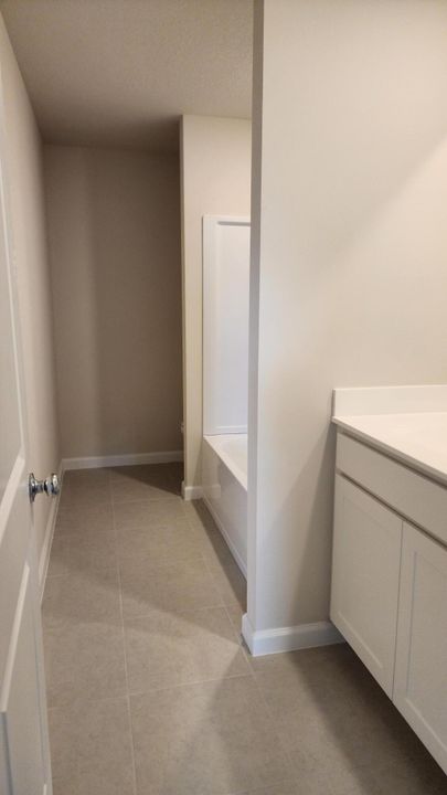 待售: $426,400 (5 贝兹, 2 浴室, 2326 平方英尺)