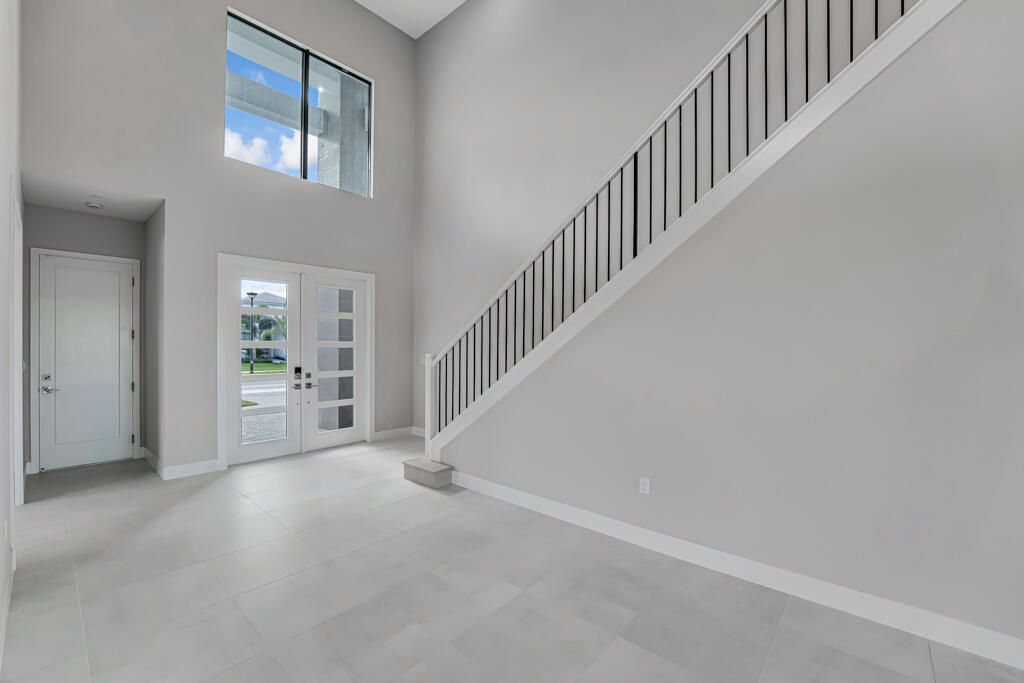 For Sale: $1,922,900 (5 beds, 5 baths, 5136 Square Feet)