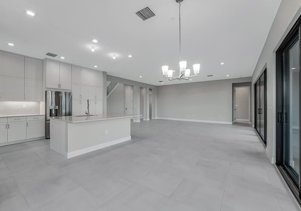 For Sale: $1,922,900 (5 beds, 5 baths, 5136 Square Feet)