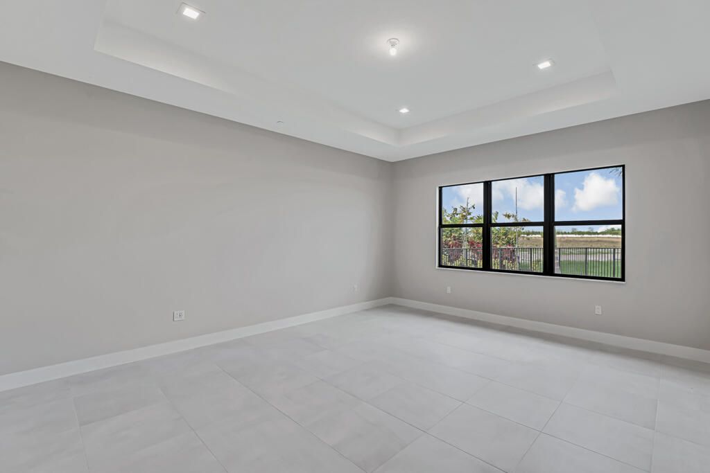 For Sale: $1,922,900 (5 beds, 5 baths, 5136 Square Feet)