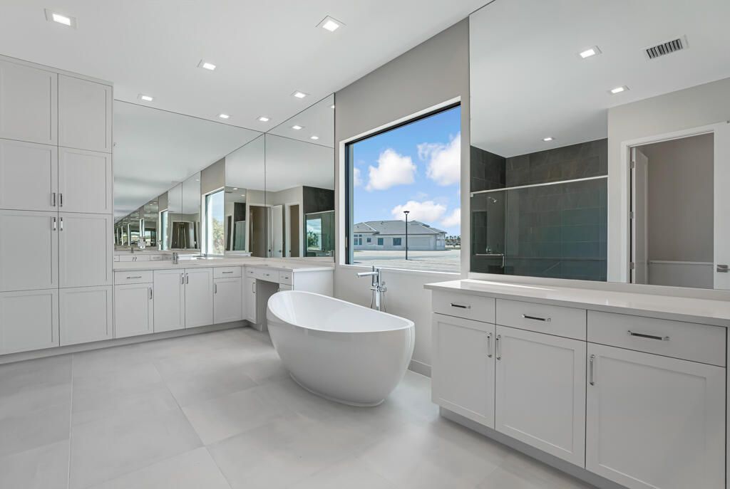 For Sale: $1,922,900 (5 beds, 5 baths, 5136 Square Feet)