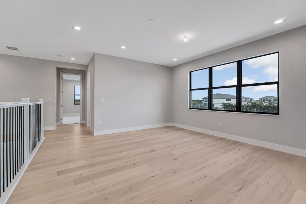 For Sale: $1,922,900 (5 beds, 5 baths, 5136 Square Feet)