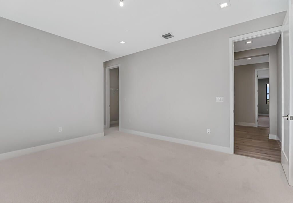 For Sale: $1,922,900 (5 beds, 5 baths, 5136 Square Feet)