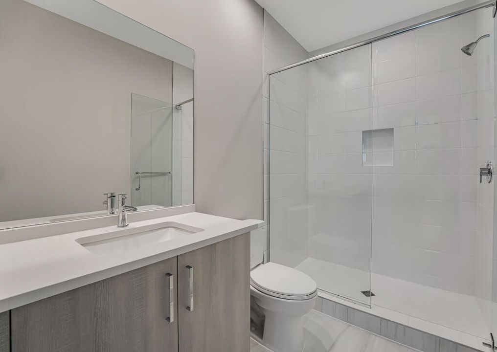 For Sale: $1,922,900 (5 beds, 5 baths, 5136 Square Feet)