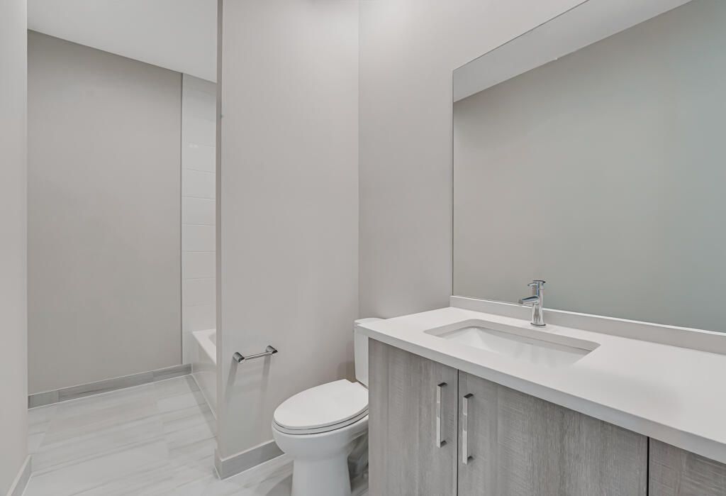 For Sale: $1,922,900 (5 beds, 5 baths, 5136 Square Feet)