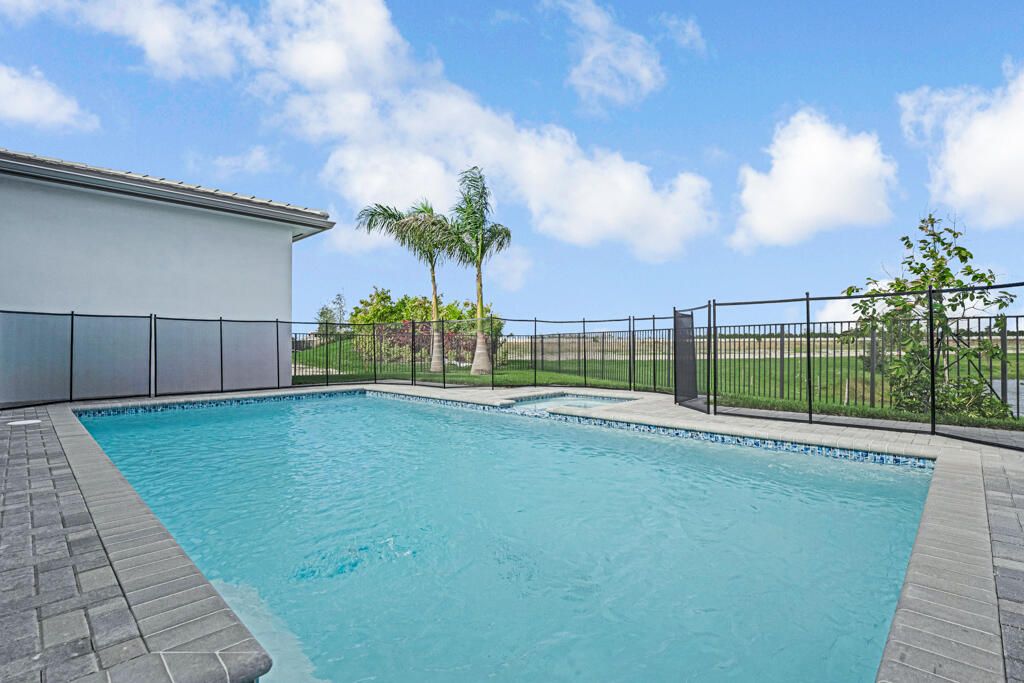 For Sale: $1,922,900 (5 beds, 5 baths, 5136 Square Feet)