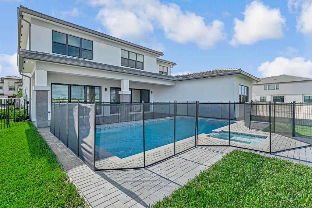 For Sale: $1,922,900 (5 beds, 5 baths, 5136 Square Feet)