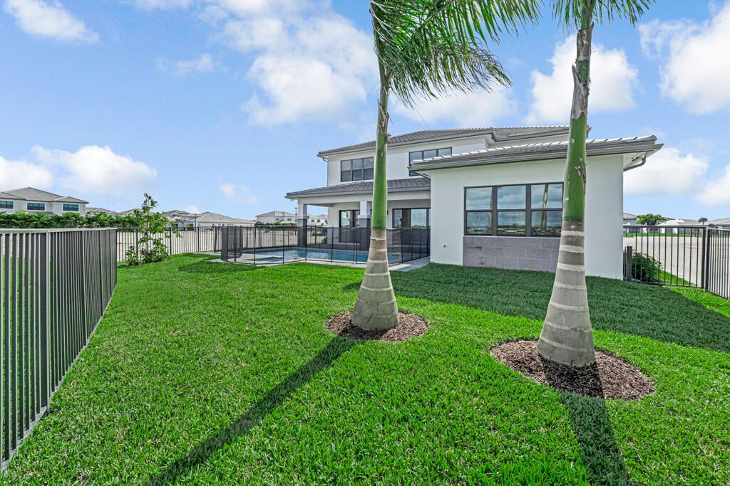 For Sale: $1,922,900 (5 beds, 5 baths, 5136 Square Feet)