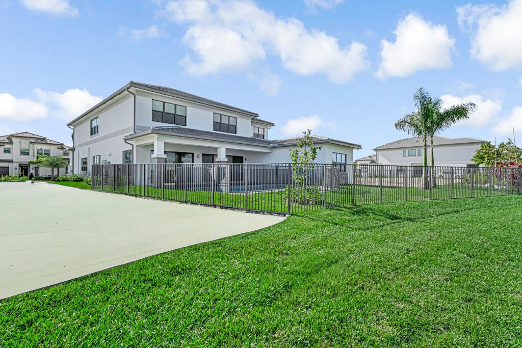 For Sale: $1,922,900 (5 beds, 5 baths, 5136 Square Feet)