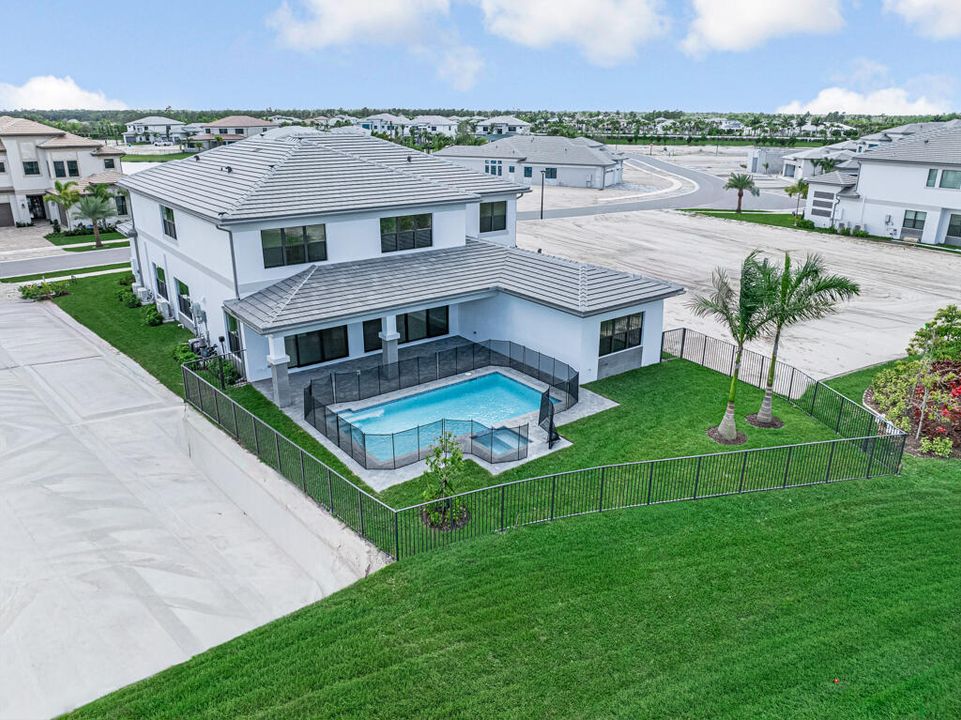 For Sale: $1,922,900 (5 beds, 5 baths, 5136 Square Feet)