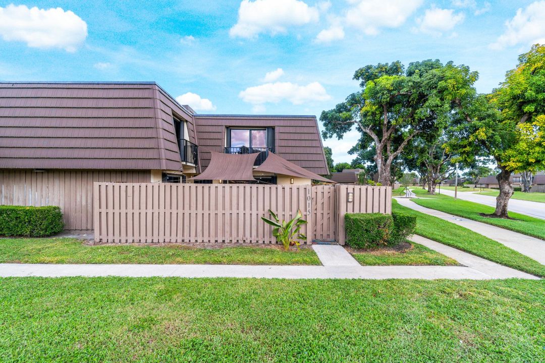 En Venta: $369,999 (2 camas, 2 baños, 1236 Pies cuadrados)