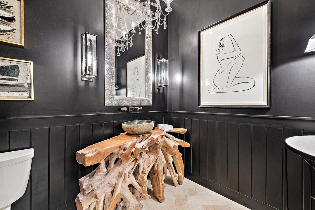 For Sale: $1,900,000 (3 beds, 3 baths, 2680 Square Feet)