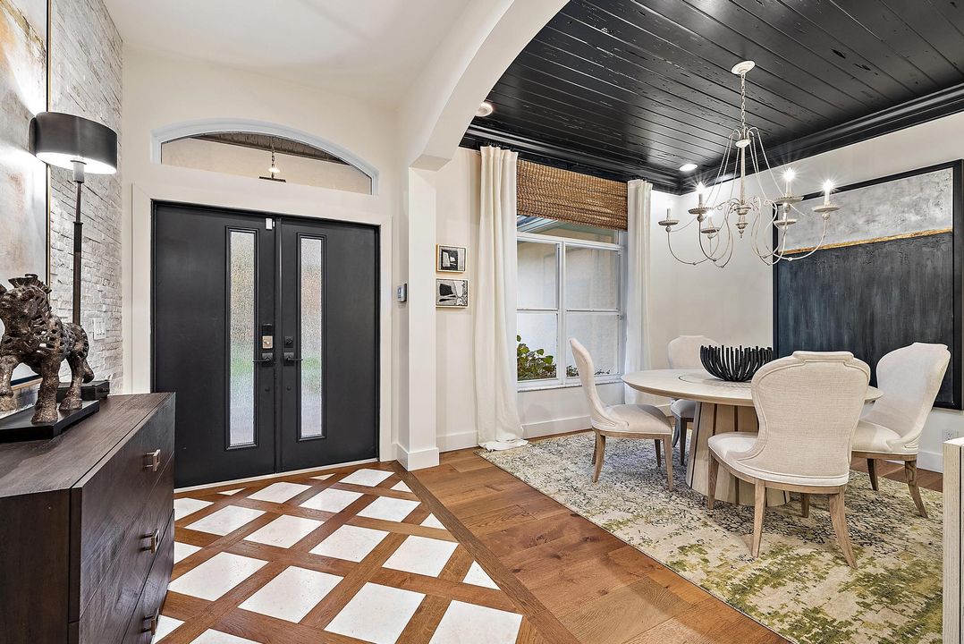 For Sale: $1,900,000 (3 beds, 3 baths, 2680 Square Feet)