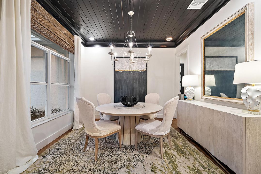 For Sale: $1,900,000 (3 beds, 3 baths, 2680 Square Feet)