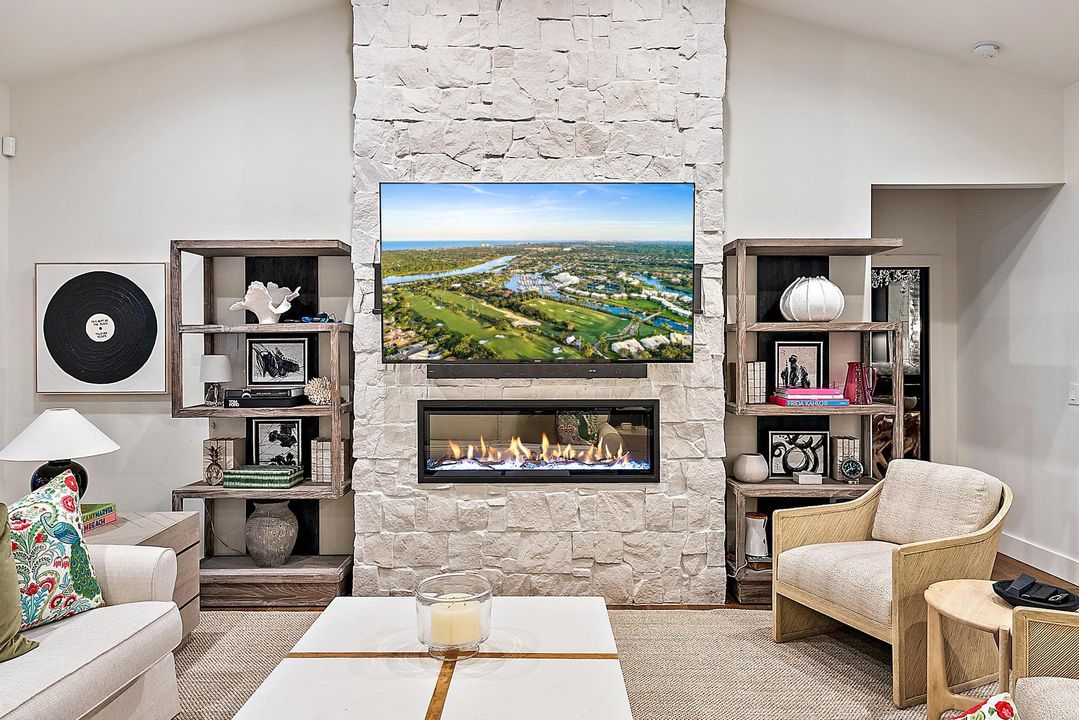 For Sale: $1,900,000 (3 beds, 3 baths, 2680 Square Feet)