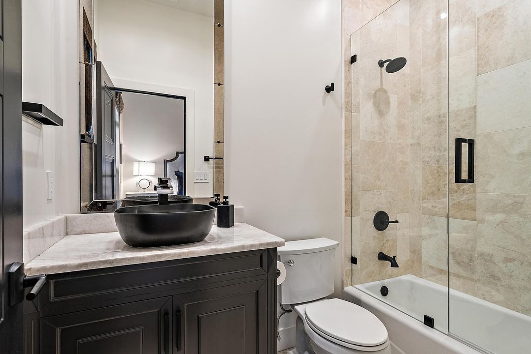 For Sale: $1,900,000 (3 beds, 3 baths, 2680 Square Feet)