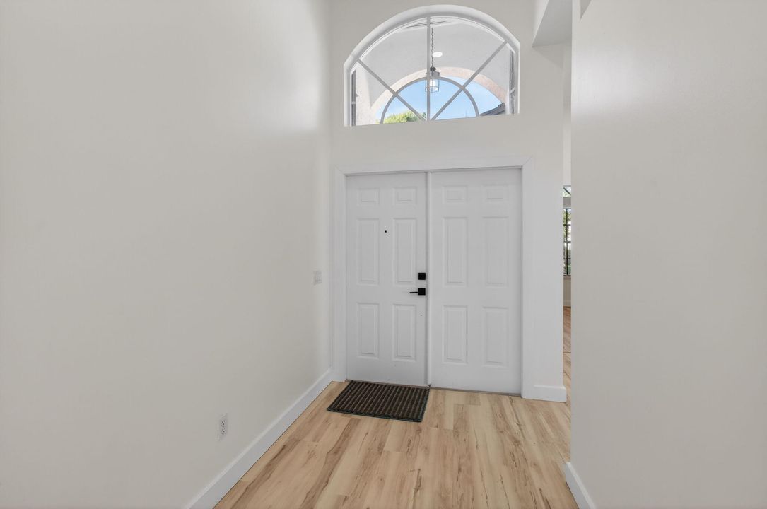 En Venta: $645,000 (3 camas, 2 baños, 2097 Pies cuadrados)