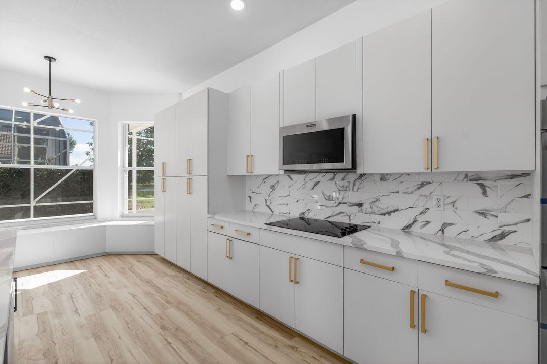 En Venta: $645,000 (3 camas, 2 baños, 2097 Pies cuadrados)