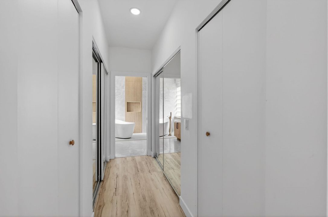 En Venta: $645,000 (3 camas, 2 baños, 2097 Pies cuadrados)