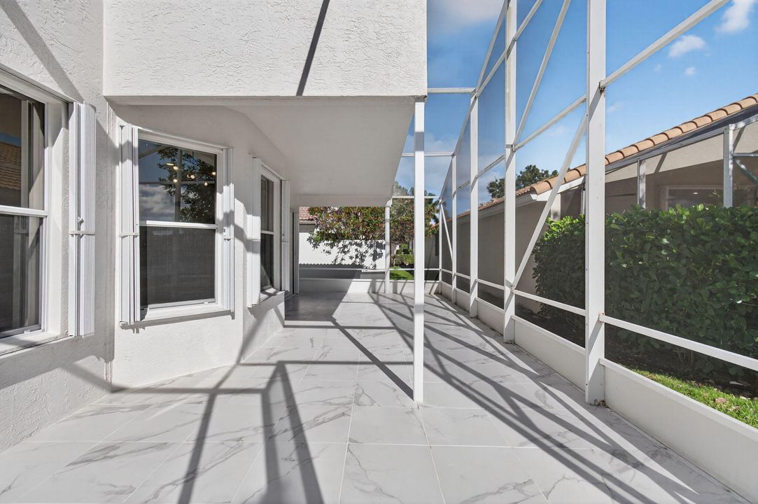 En Venta: $645,000 (3 camas, 2 baños, 2097 Pies cuadrados)