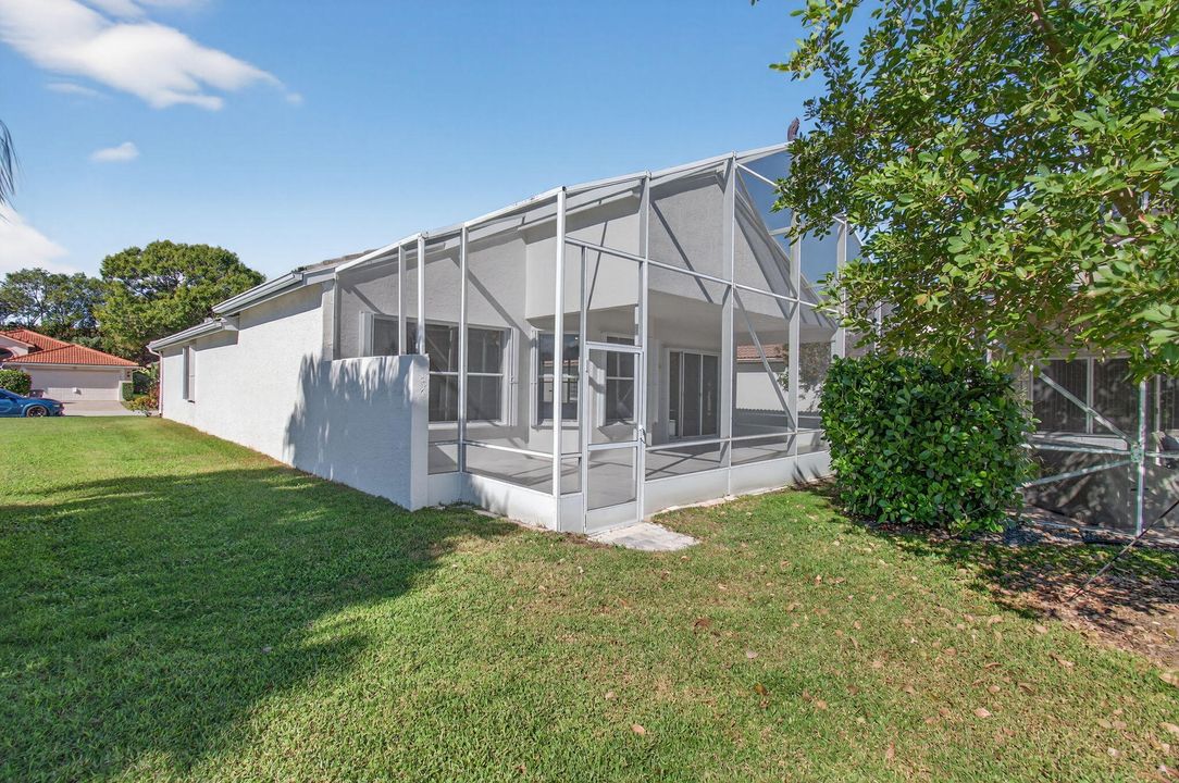 En Venta: $645,000 (3 camas, 2 baños, 2097 Pies cuadrados)