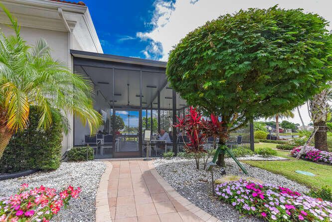 En Venta: $645,000 (3 camas, 2 baños, 2097 Pies cuadrados)