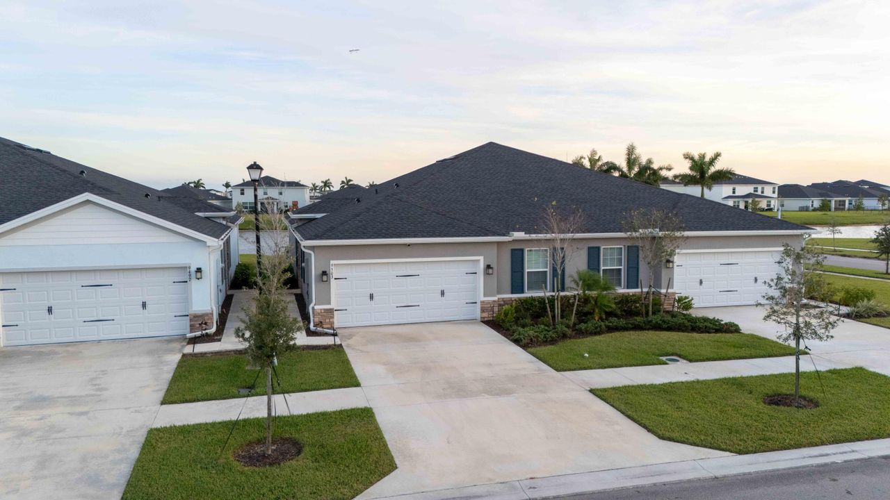 For Sale: $345,000 (3 beds, 2 baths, 1503 Square Feet)