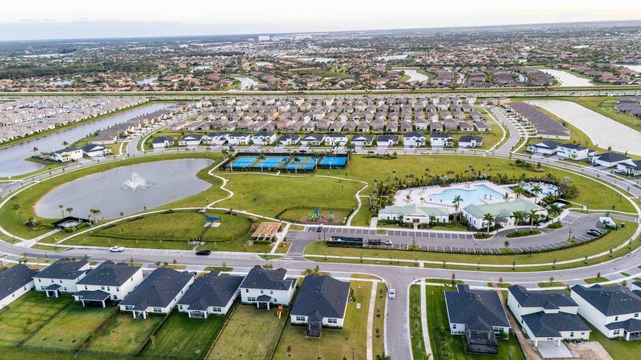 For Sale: $345,000 (3 beds, 2 baths, 1503 Square Feet)