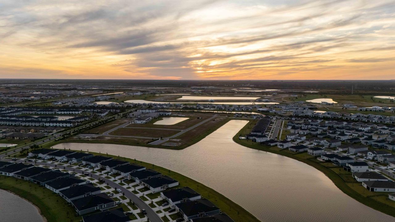 For Sale: $345,000 (3 beds, 2 baths, 1503 Square Feet)